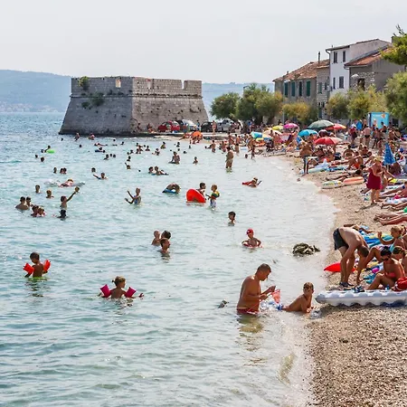 Apartamento With Parking Space Kastel Novi, - 24645 Kaštela