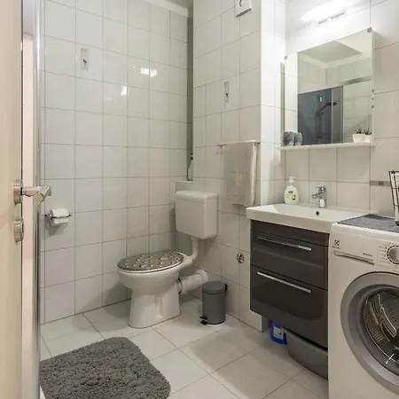 With Parking Space Kastel Novi, - 24645 *