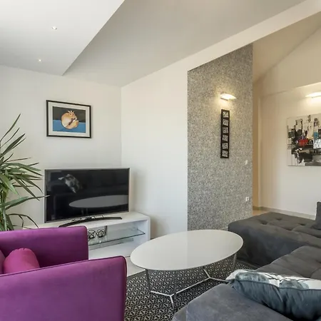 Apartman With Parking Space Kastel Novi, - 24645 *