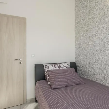 With Parking Space Kastel Novi, - 24645 Apartman