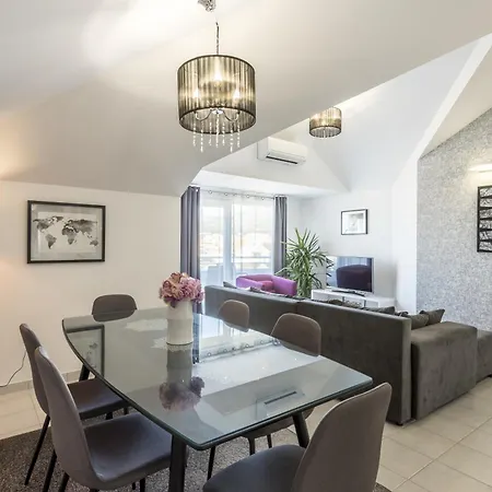 With Parking Space Kastel Novi, - 24645 Apartman