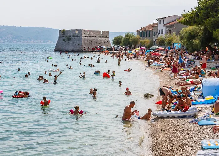 Apartamento With Parking Space Kastel Novi, - 24645 Kaštela
