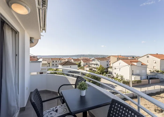 Apartamento With Parking Space Kastel Novi, - 24645